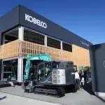 神钢两款电动挖掘机在bauma 2025上首发