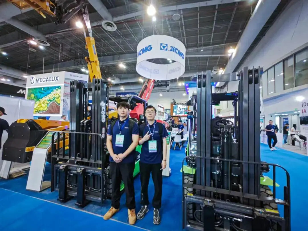 1_XCMG Portal Crane Manual-6.jpg