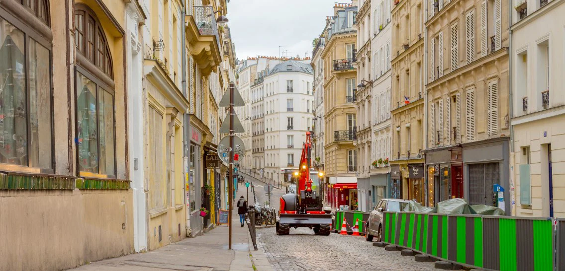 美日关税协议突生变数,日本工程机械巨头成本改善预期承压