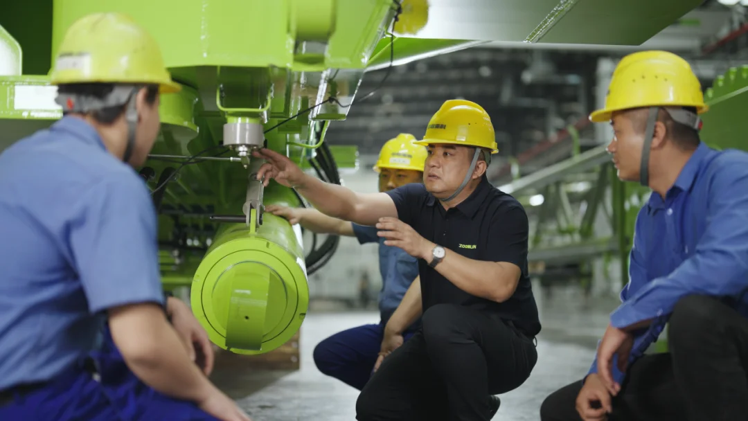 首批“大國(guó)工匠”發(fā)布！中聯(lián)重科龍衛(wèi)國(guó)榮耀上榜