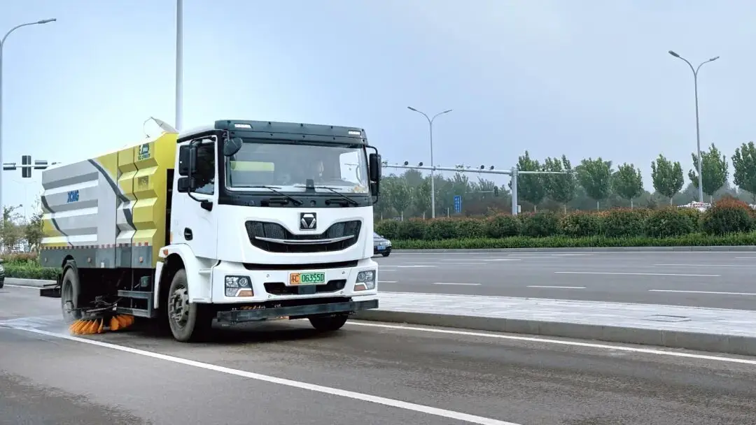 菏澤“迎賓大道”煥新進(jìn)行時(shí)！來看徐工如何支招