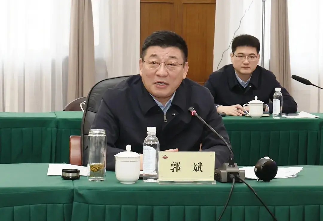 中集集团与鞍钢集团签署战略合作协议