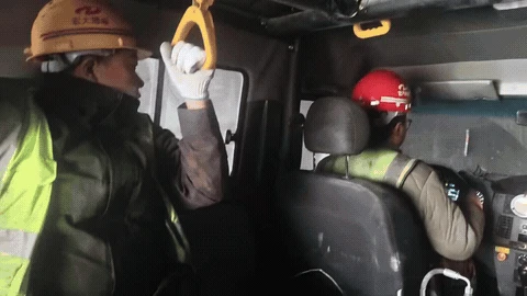 极限海拔，无畏奔赴！地心深潜，守护承诺！