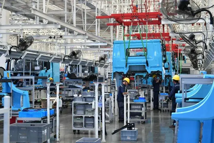 新华社探秘三一重卡：“V”字形业绩曲线的背后