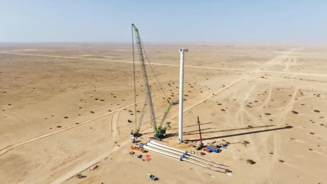 刷新中东陆上风电单机容量纪录！中联重科履带起重机彰显硬核实力