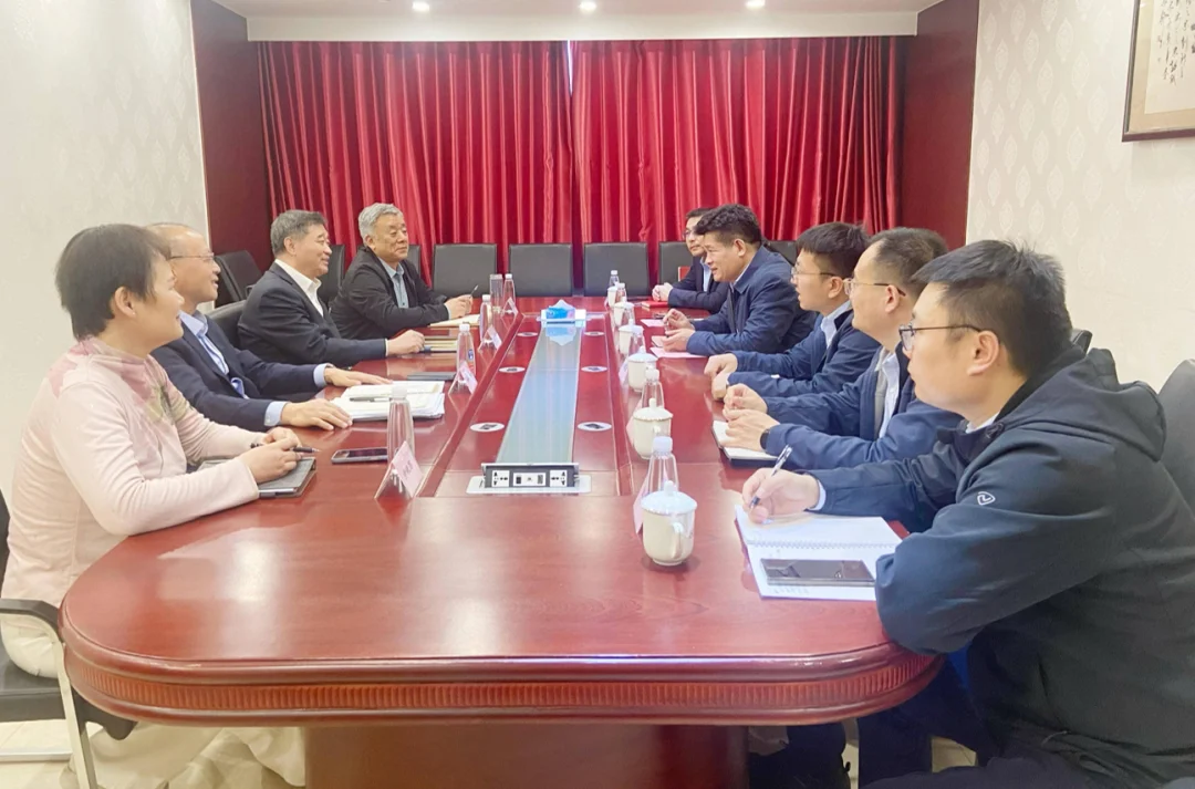 临沂临工机械集团有限公司总裁于孟生一行到访协会