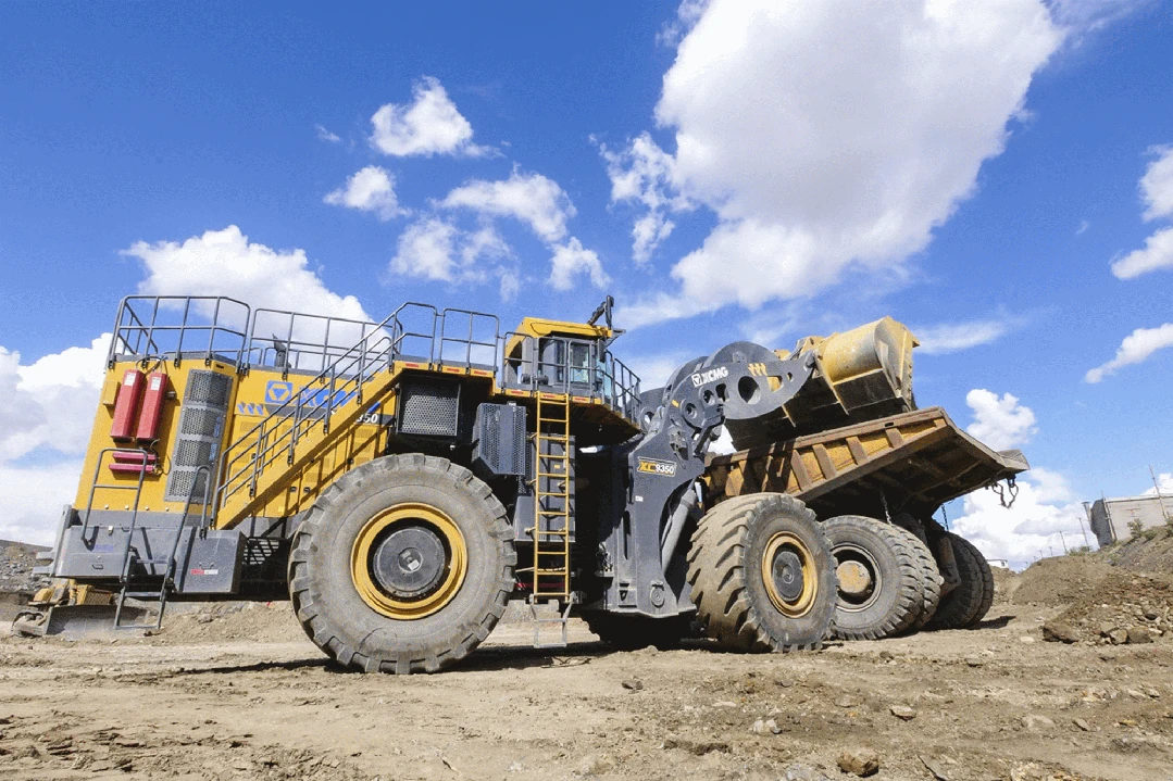 實(shí)至名歸！徐工XC9260XE榮膺2026 “TOP50金手指獎(jiǎng)”