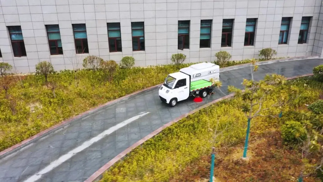 XGH5020TXSYBEV洗扫车 - frame at 0m27s.jpg