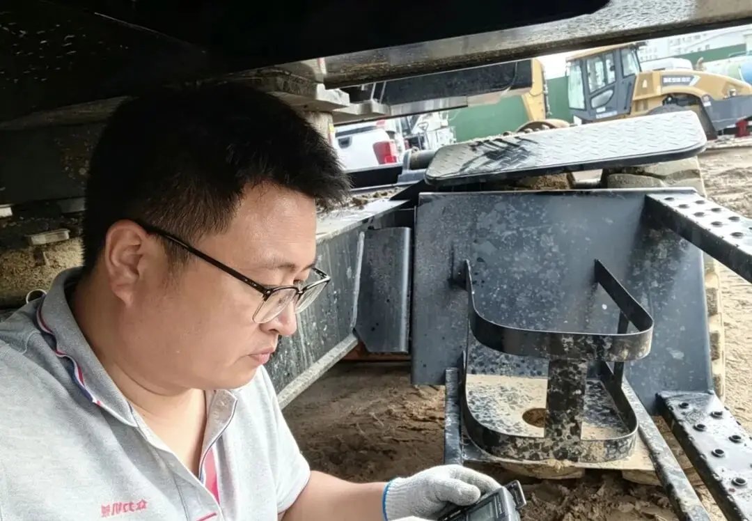 山巅风雨中的守护者，靠谱！